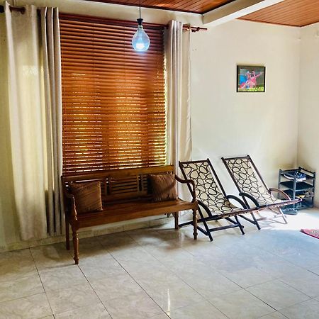 Villa Two Residence Dehiwala-Mount Lavinia Dış mekan fotoğraf